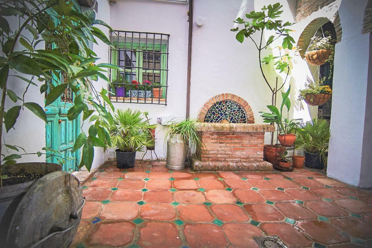 Riad Puertas Del Albaicin Granada Exterior photo